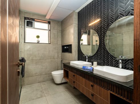 Casa Mercury with luxury bathroom fittings