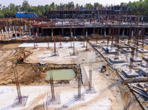 Casagrand Frenchtown apartment tower construction progress