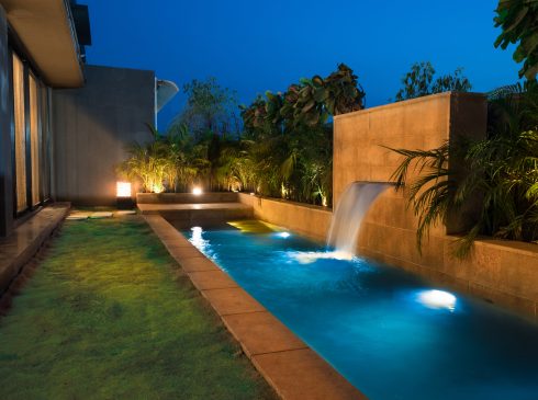 Casagrand Selenia Bedroom Outside Fountain