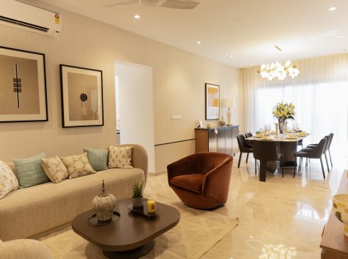 Casa Hola Chennai with spacious living area & lobby